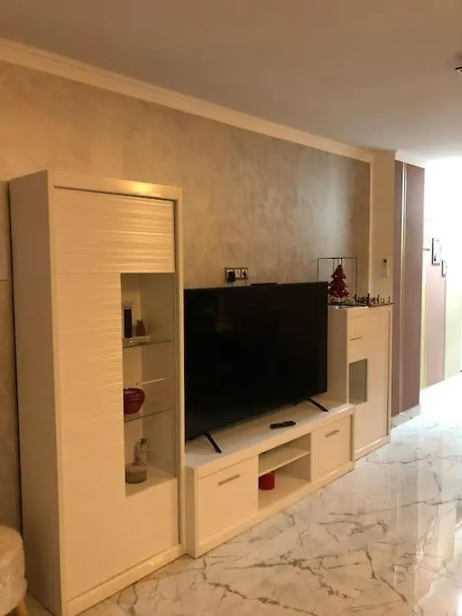 Unique Apartment La Pineda