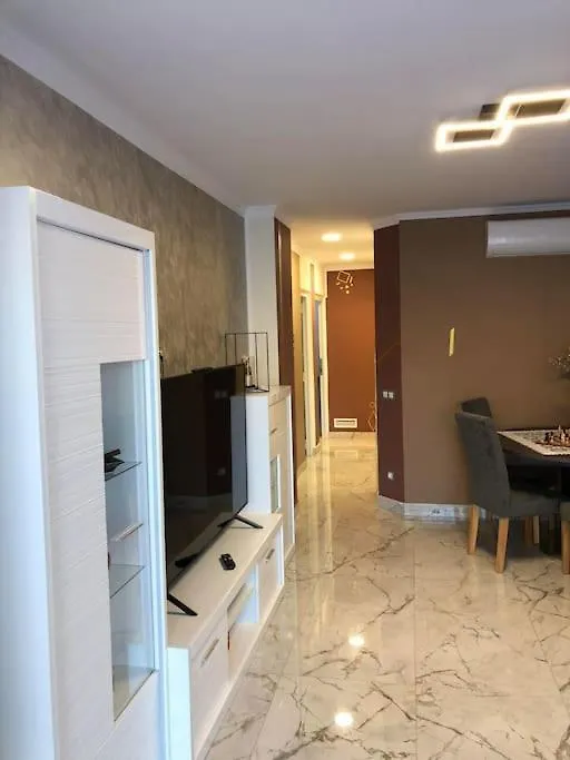 Unique Apartment La Pineda